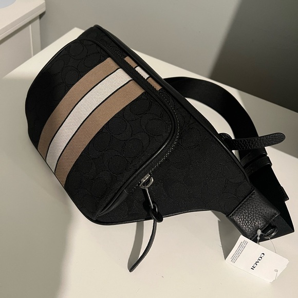 Coach Black Belt Bag with Stripes - Picture 4 of 6